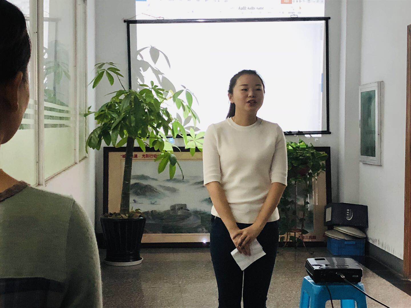 塑料托盤廠家每周早會，以飽滿的精神開單！